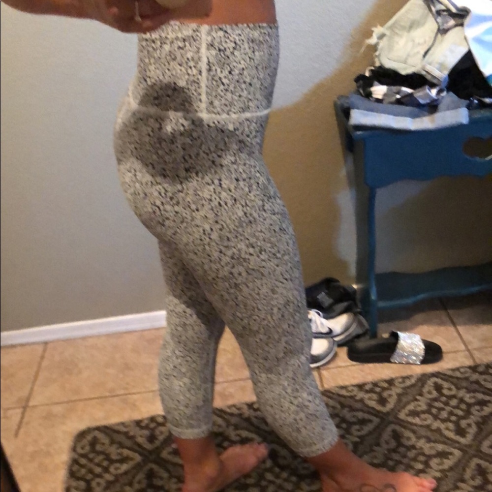 Lululemon crop